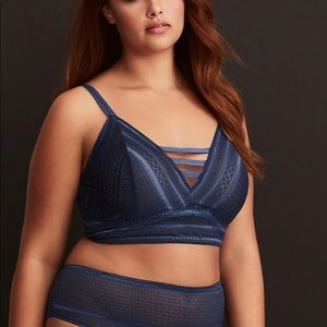 Torrid Ladder Lace Bralette Teal Blue new without tags Sz 1